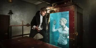 Houdini poster2