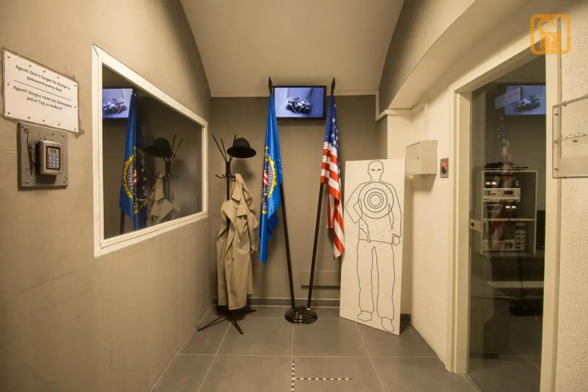AT THE SECRET SERVICE