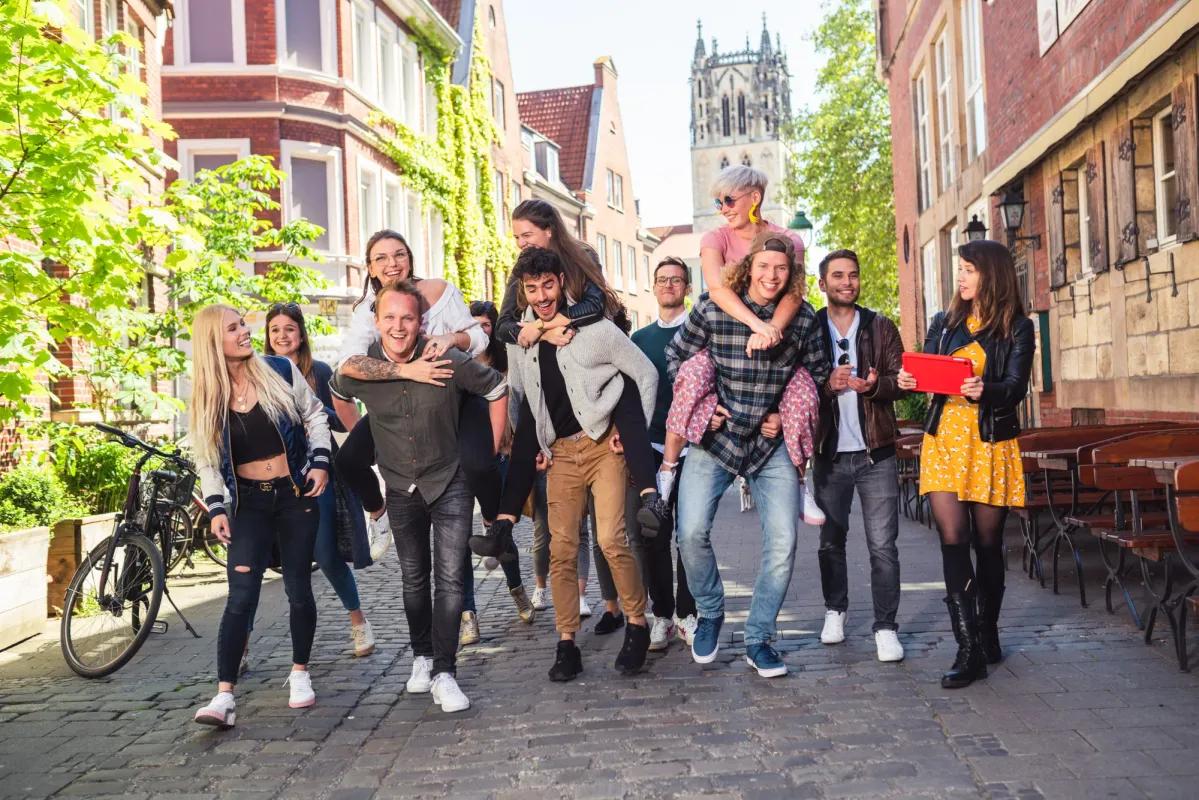 „STUDENT“ Tour Stuttgart